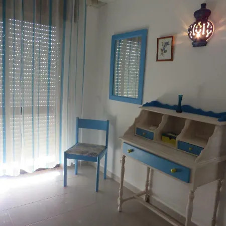 Com Piscina Perto Da *