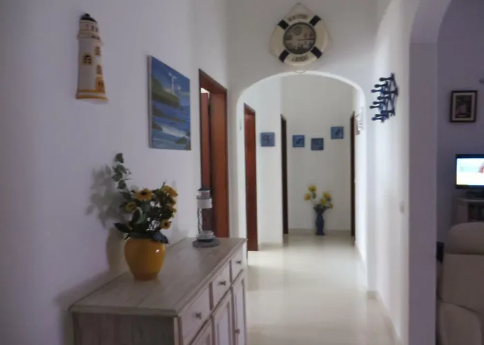 Com Piscina Perto Da